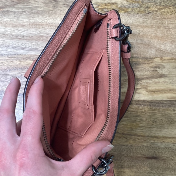 Coach Pop-up Messenger Purse - Picture 3 of 10